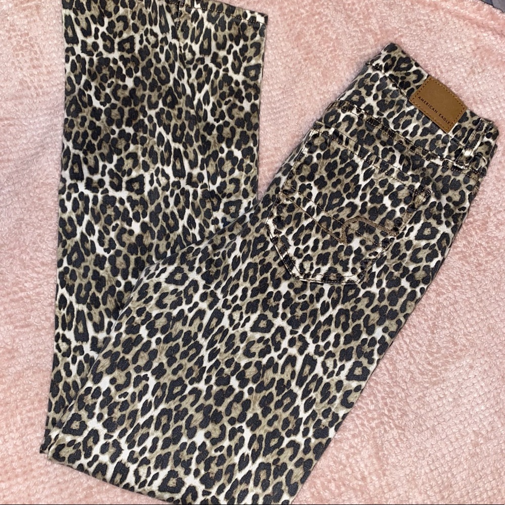 NWT American Eagle Cheetah Jeans